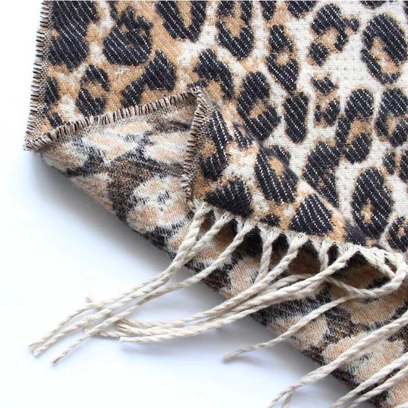 BLAIRE - Leopard Print Scarf
